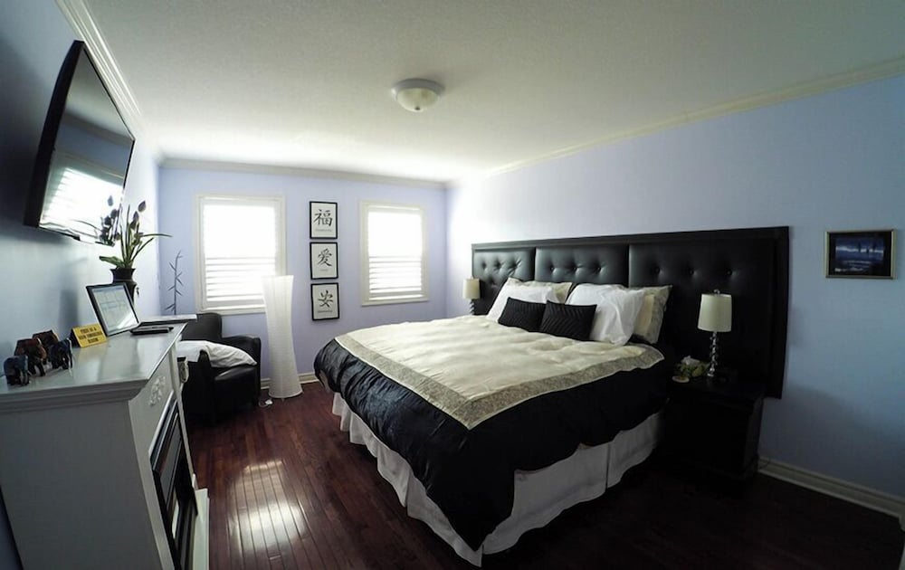 Signature Studio Suite, Fireplace (Asian Suite)