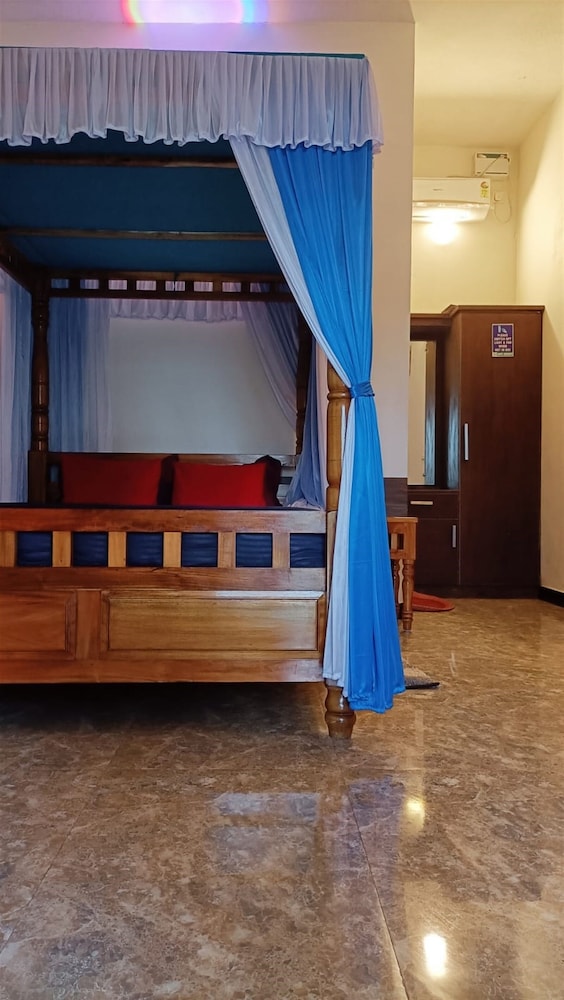 Club House