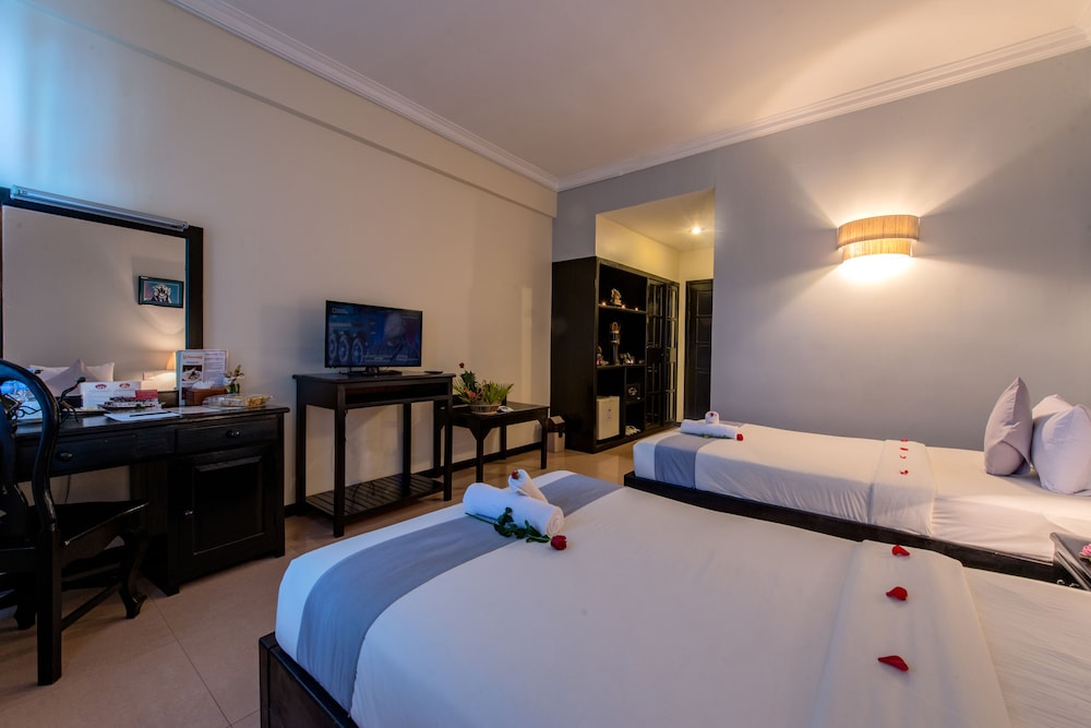 Superior Double or Twin Room - Photo 15