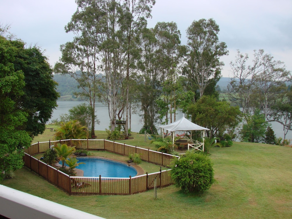 Luxury Studio, 1 Bedroom, Non Smoking, Balcony (BOATRAMP3) photo 2