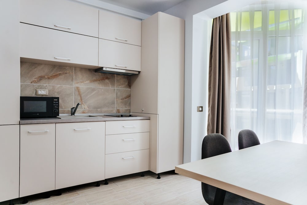 Basic Apartment photo 3