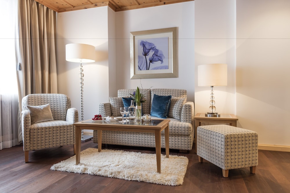 Junior Suite - Photo 13