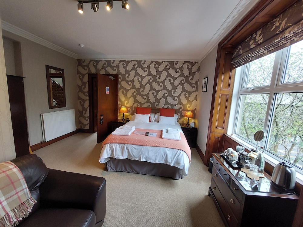 Double Room (Room 1)
