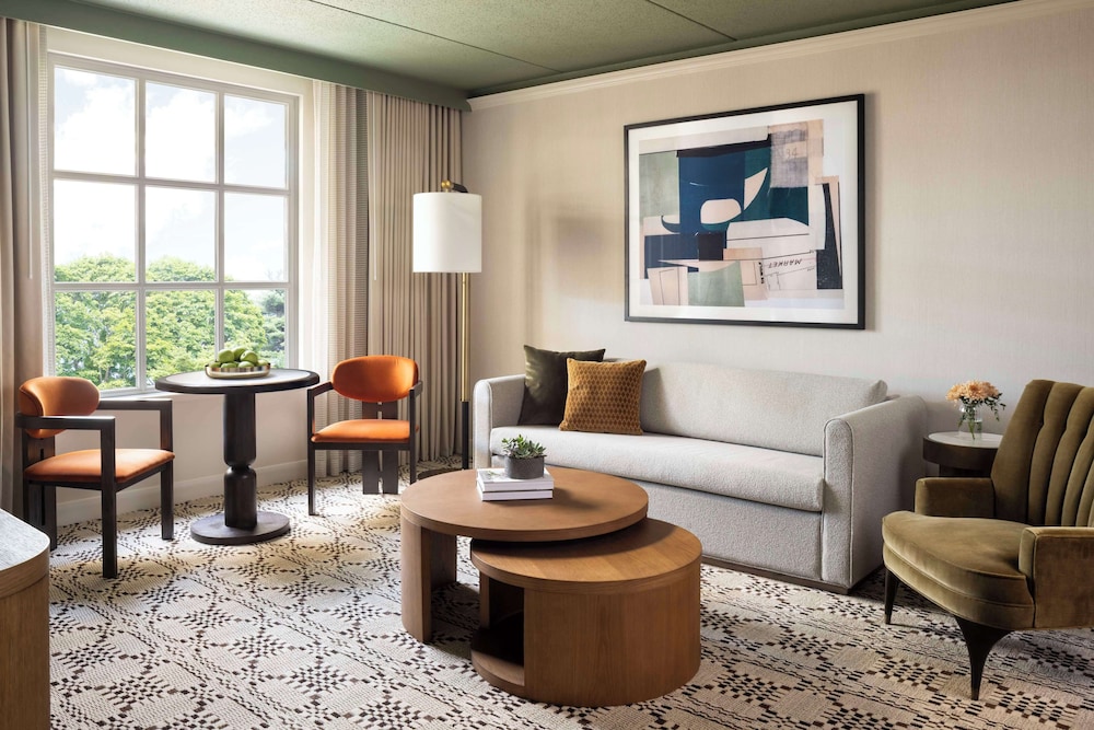 Suite (Fairfield Suite) - Photo 1