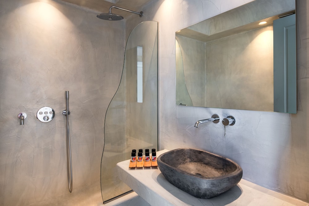 Standard Room - Photo 8