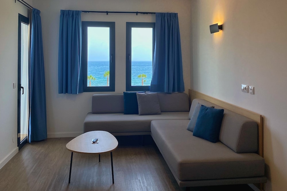 Apartment, Sea View photo 2