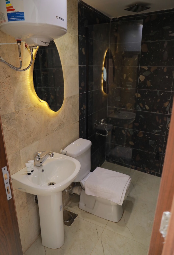 Standard Single Room photo 2