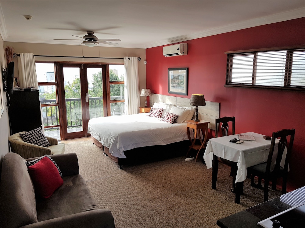 Superior Studio Suite, Kitchen, Sea View photo 2