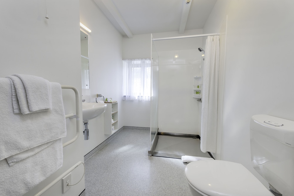 Studio, 2 Double Beds - Photo 7