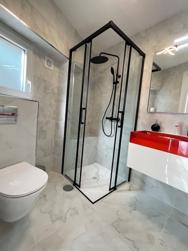 2. Kajsa - Deluxe Double (2 adults+1child) photo 3
