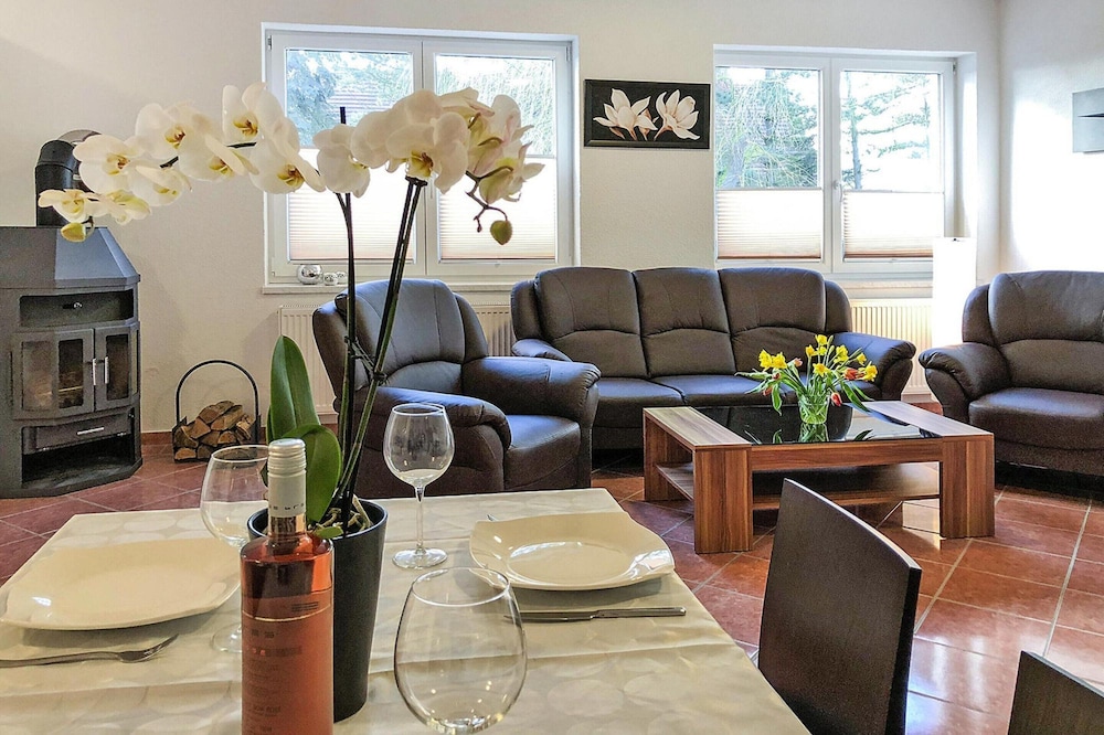 Classic House, 3 Bedrooms photo 3