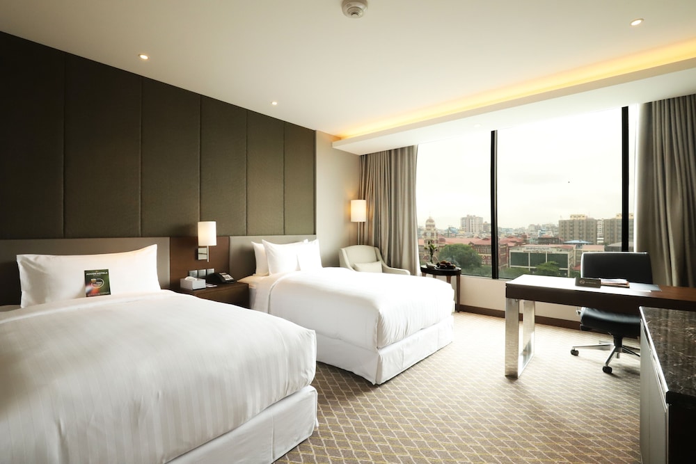 Deluxe Room, 2 Twin Beds photo 3