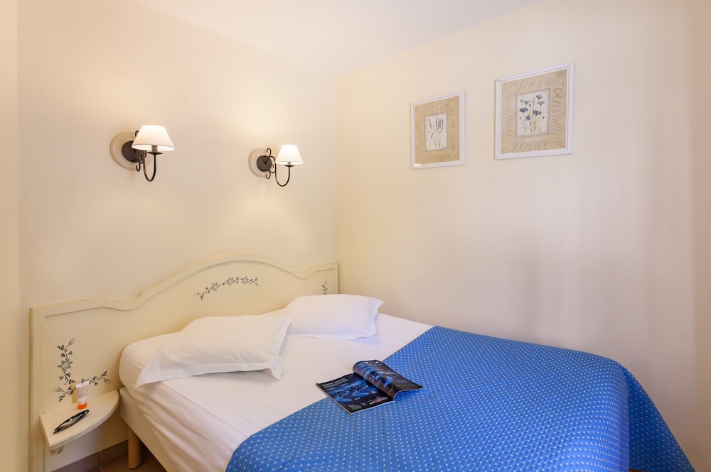 Apartment 4 people - 1 bedroom - Terrace or Balcony - Sea view photo 2