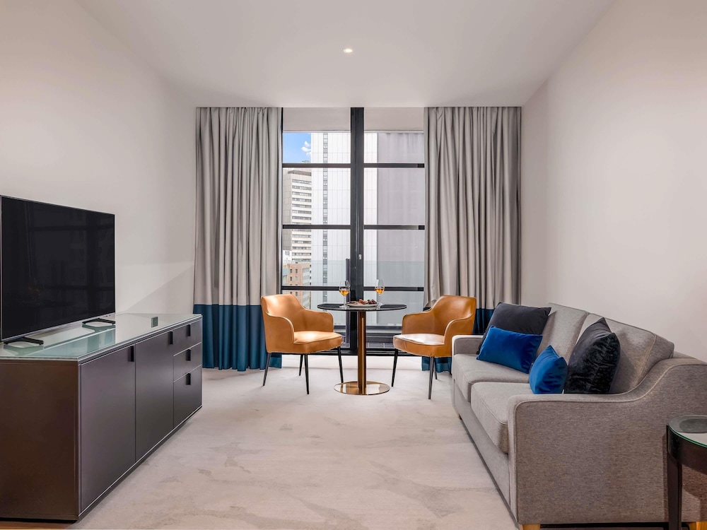 Peppers Premium King Deluxe Suite - Photo 5