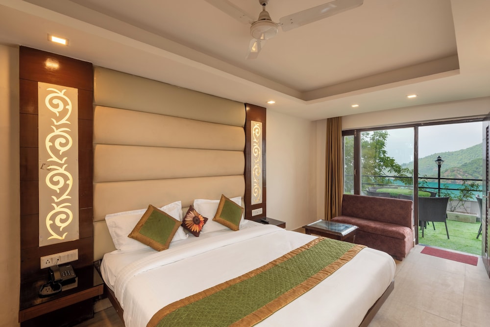 Premium Double Room