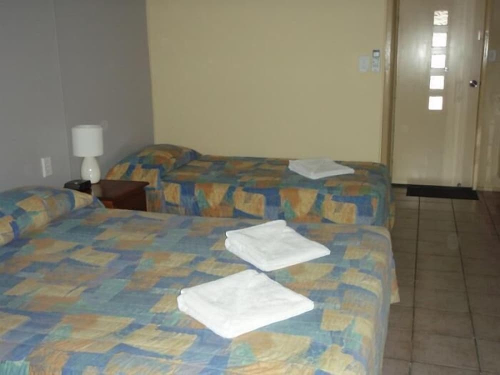 Standard Studio, Non Smoking (Triple Room) photo 1