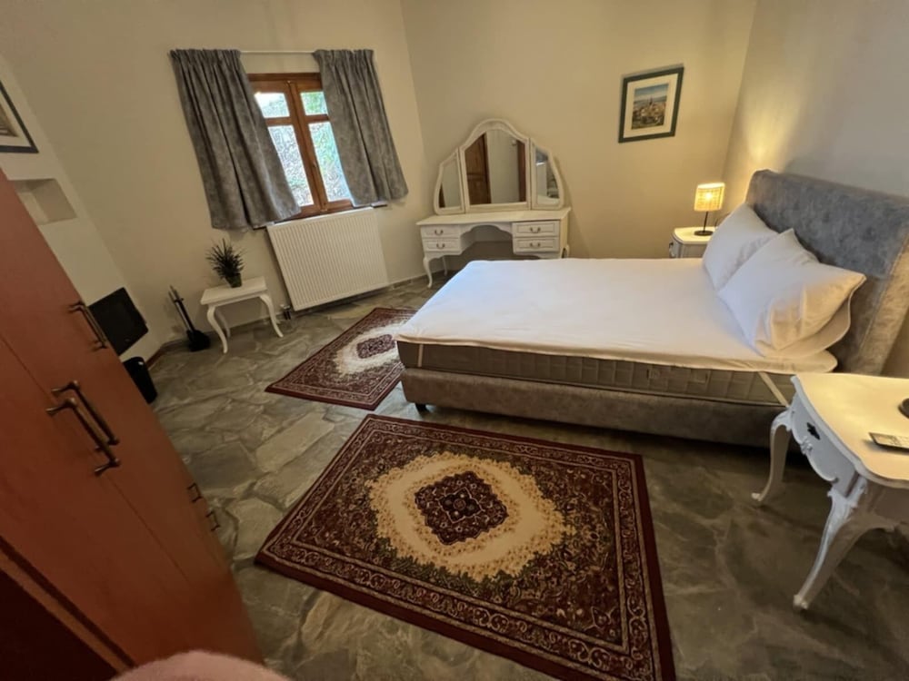 Economy Double Room, City View