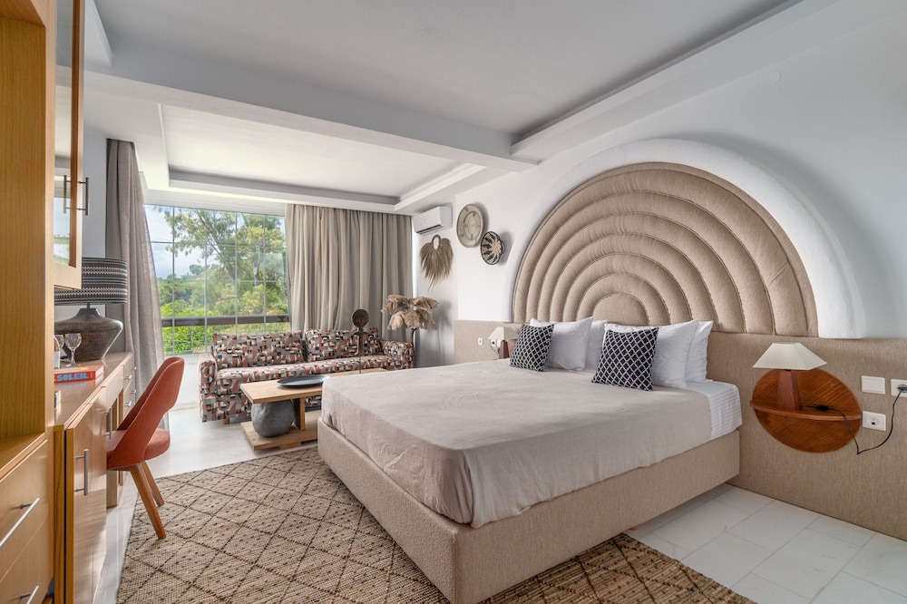 Deluxe Suite, Sea View