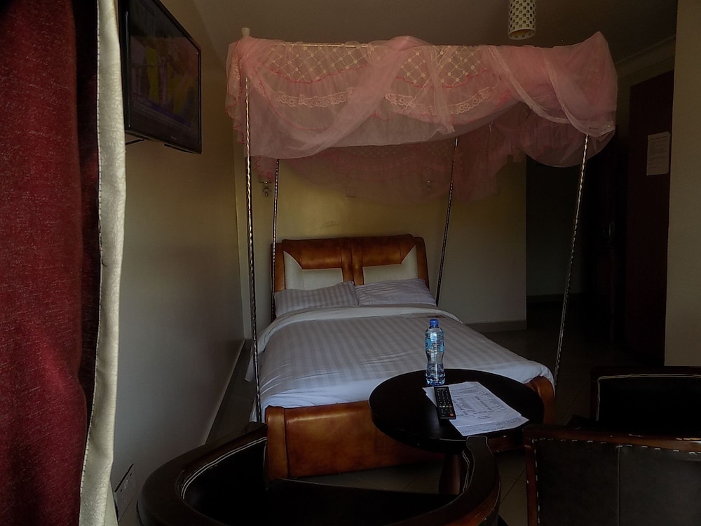 Standard Single Room photo 2