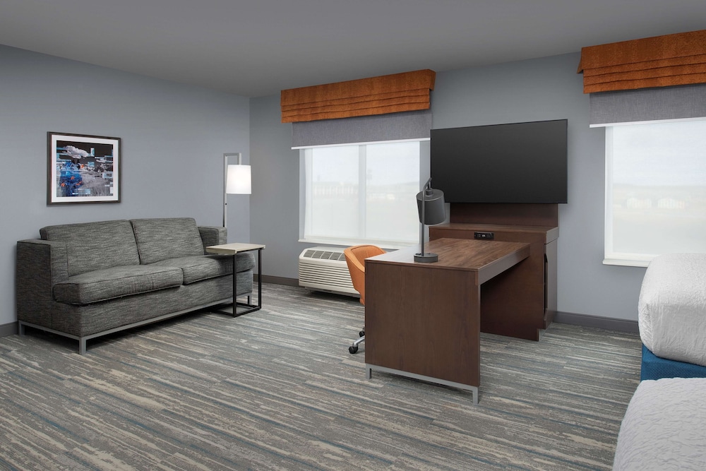Suite, 2 Queen Beds, Accessible - Photo 3