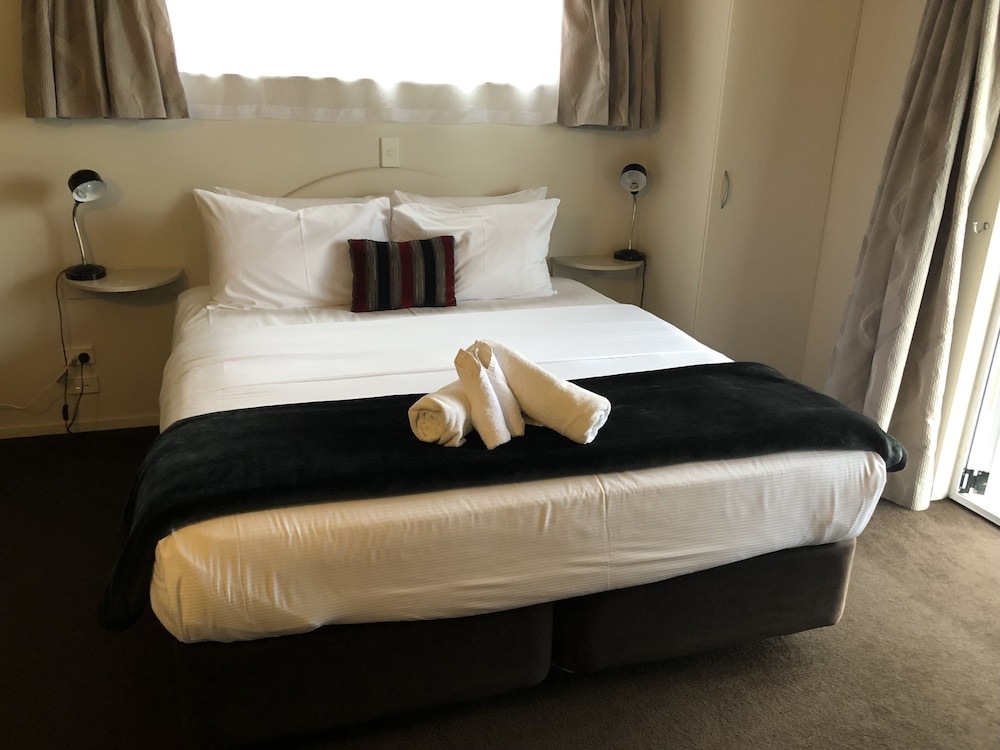 Standard Studio (Ground Floor Suite) photo 3