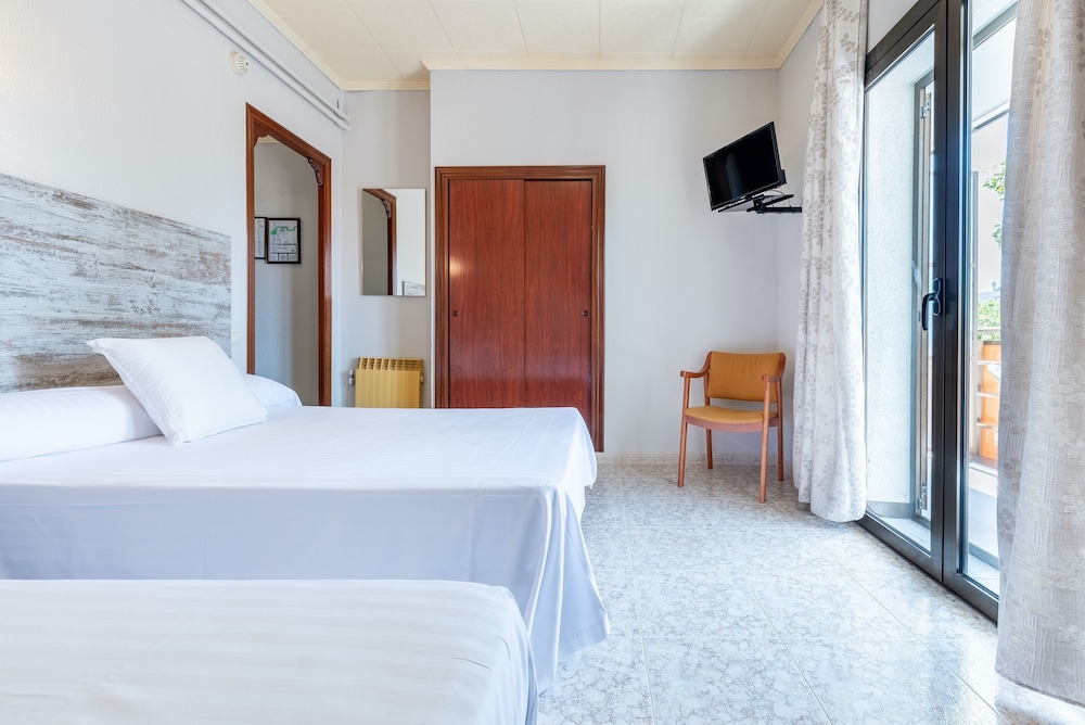 Classic Double Room - Photo 1