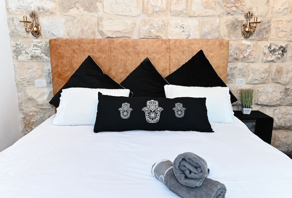 Elite Villa photo 1