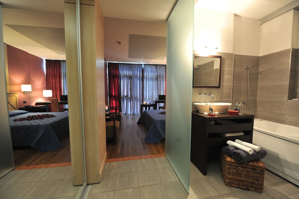 Junior Suite - Photo 1