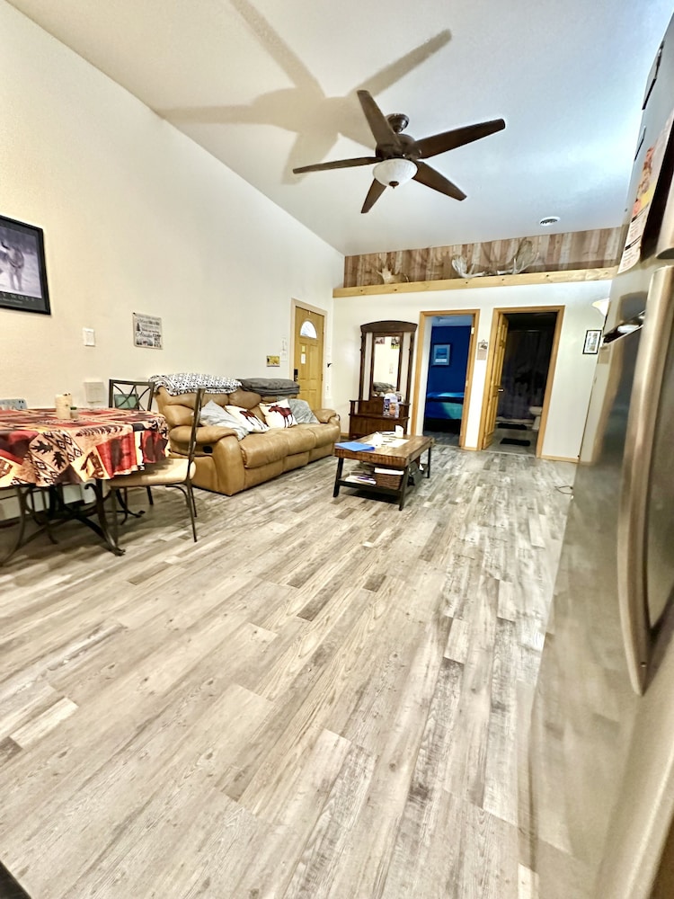 Family Apartment photo 2