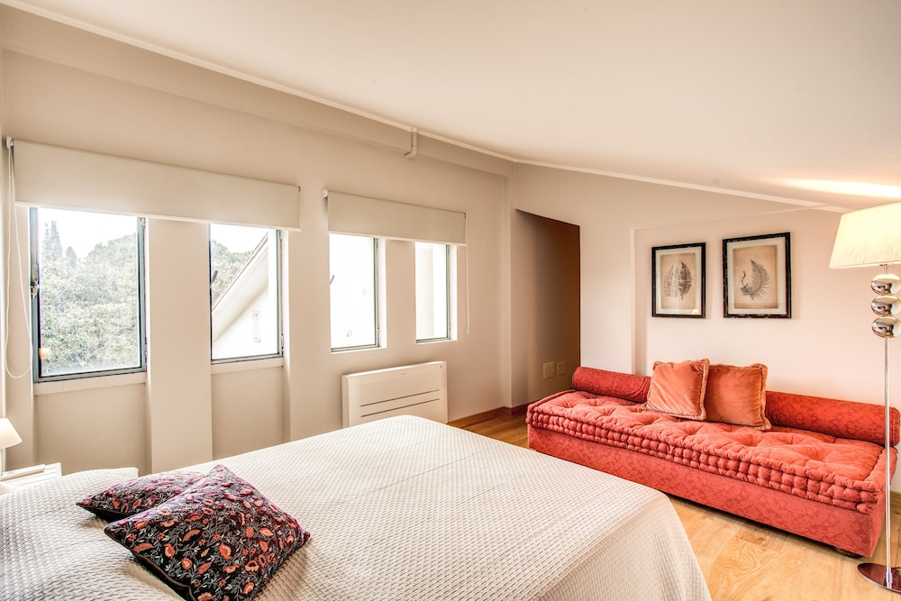 Luxury Studio Suite photo 1