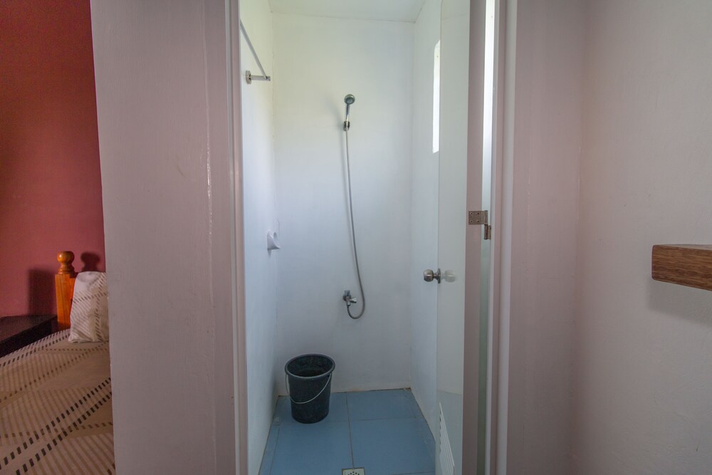 Standard Fan Room - Photo 7