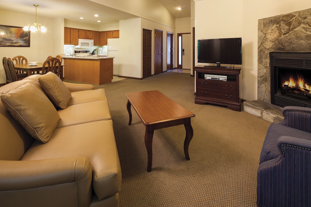 Condo, 1 Bedroom photo 2