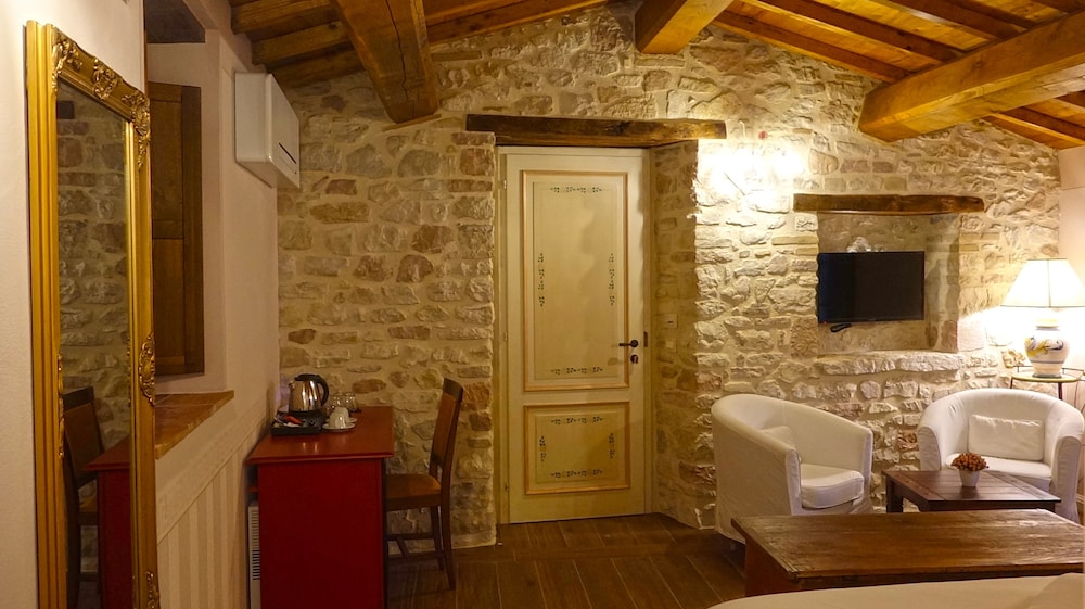 Deluxe Double Room - Photo 2