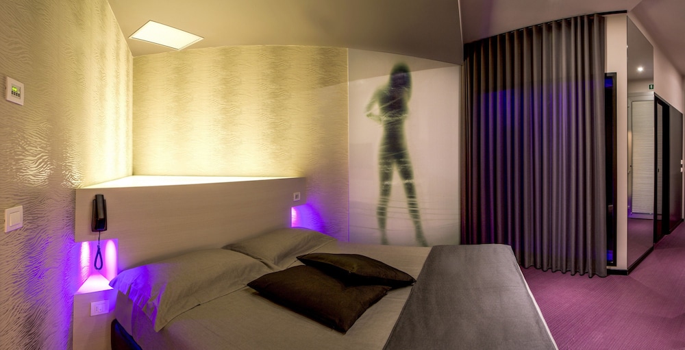 Deluxe Double Room (Diamond) photo 3