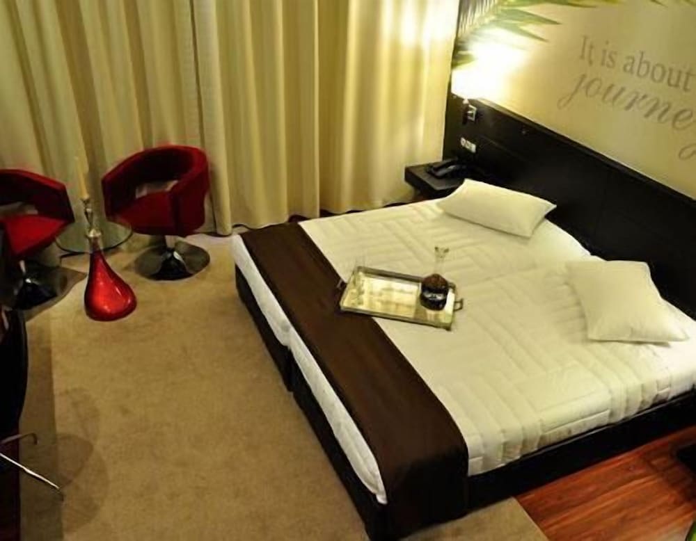 Standard Triple Room photo 2