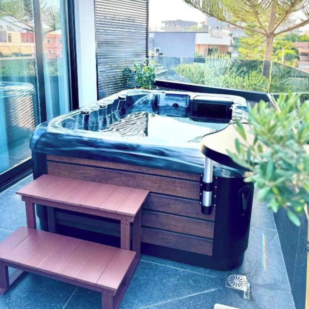 Deluxe Double Room, Hot Tub photo 1