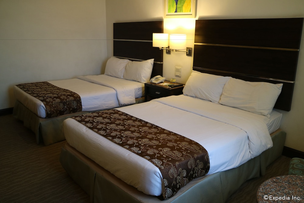 Business Room, 2 Double Beds, Non Smoking - Photo 16