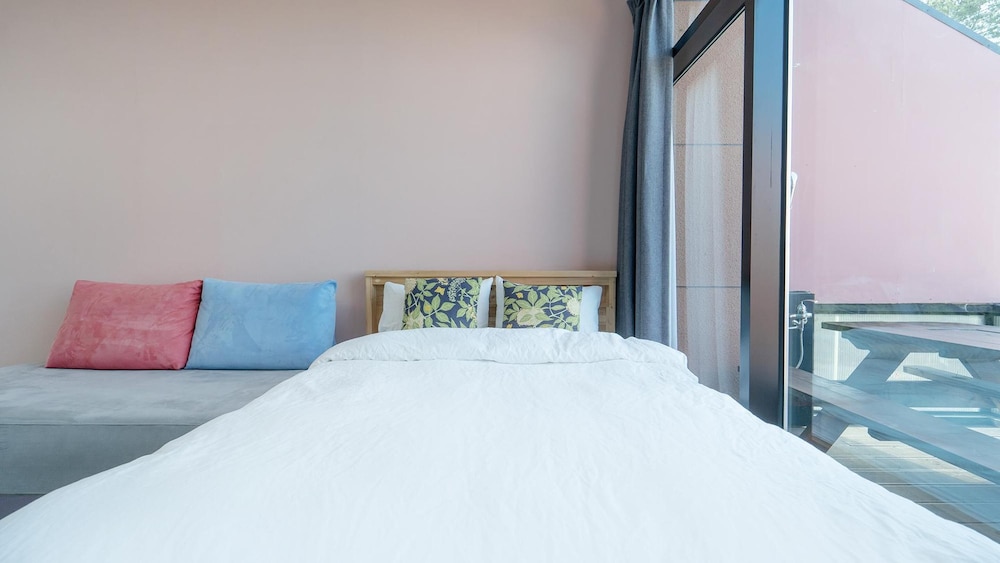 Basic Room, 1 Bedroom (GN1) - Photo 4