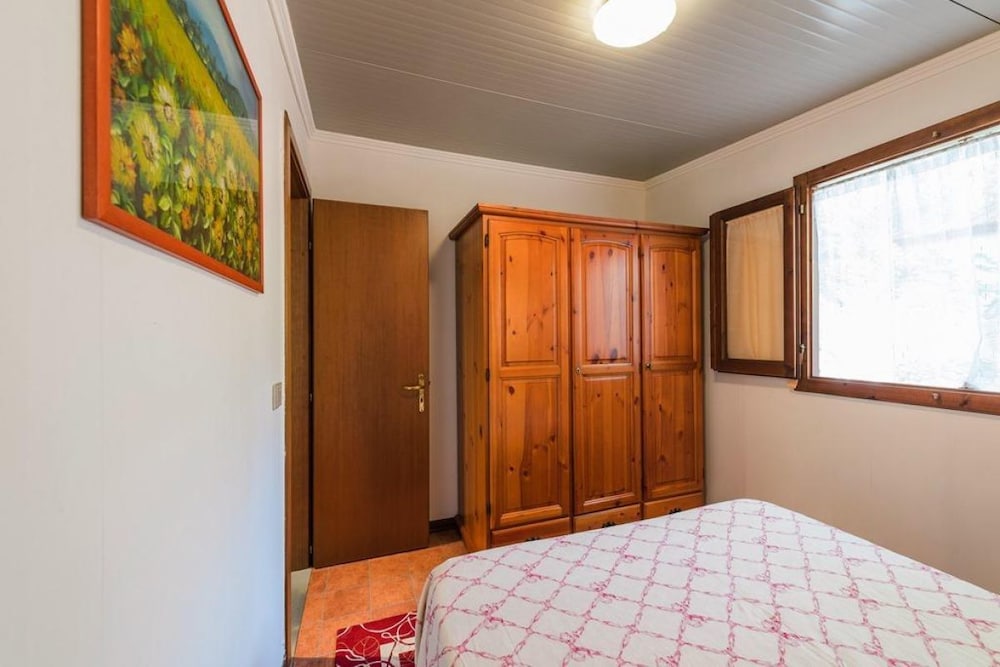 Chalet (5 pax) photo 2