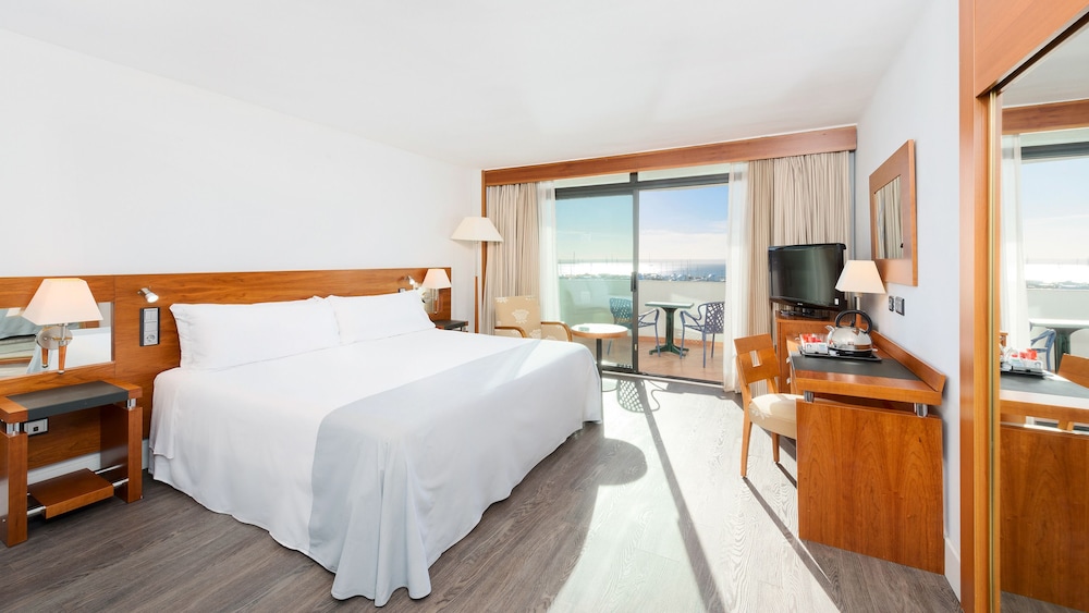 Premium Room, Sea View (2 adults + 1 child) - Photo 5