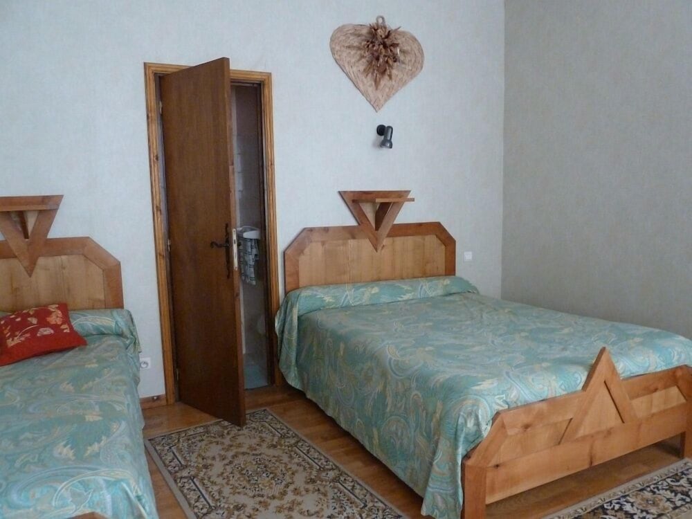 Triple Room (Merisier) photo 1