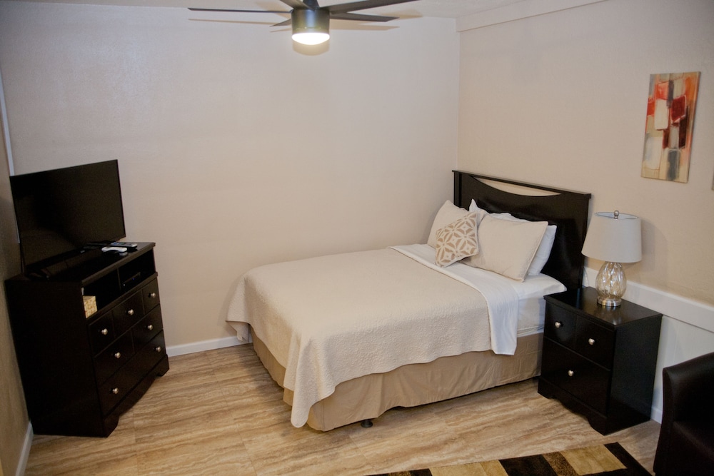 Deluxe Room, 2 Double Beds, Mountain View photo 3