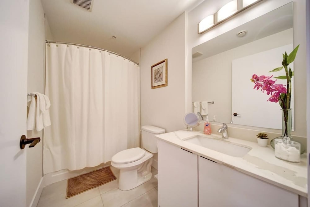 Luxurious Modern 2BR Condo Slps-5 Coffee AC Wifi, Billede 32