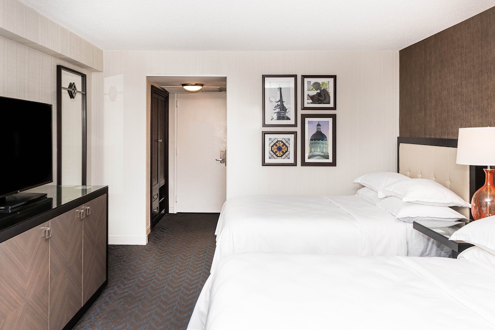 Traditional Room, 2 Double Beds, City View - Photo 3
