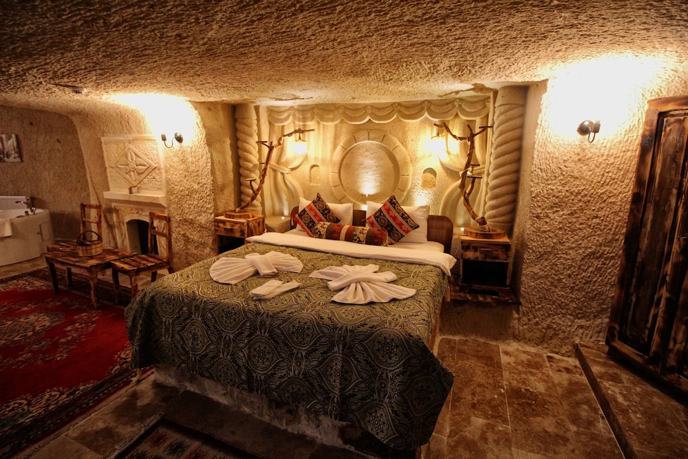Honeymoon Room (Alesta) - Photo 41