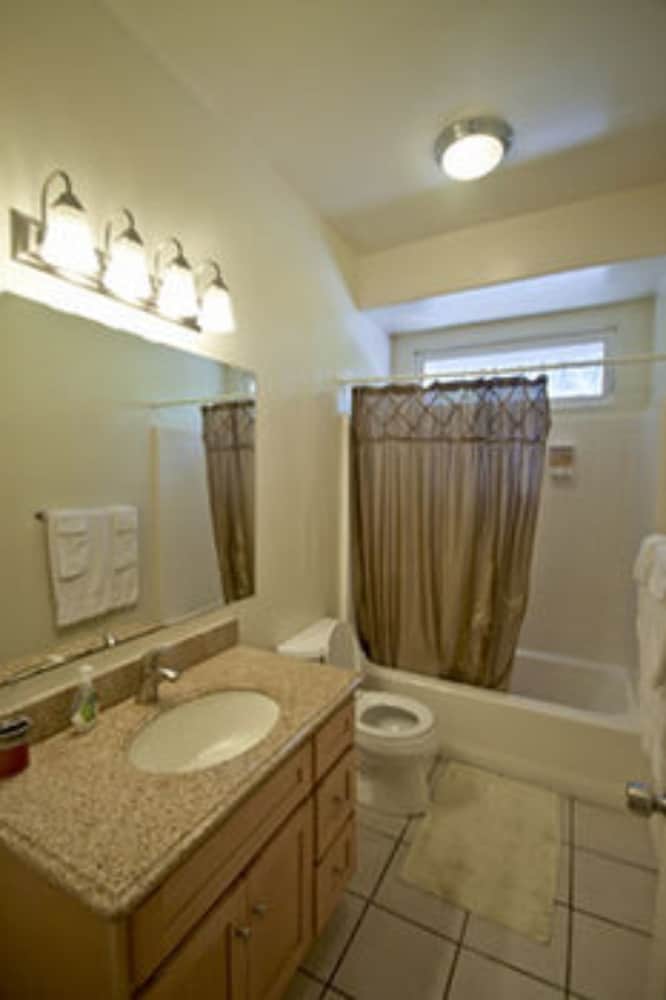 Room (Rainforest) - Photo 13