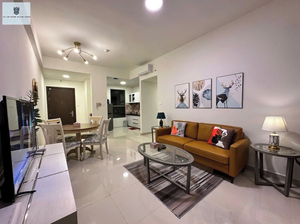 Deluxe Apartment, 3 Bedrooms, Kitchen, City View