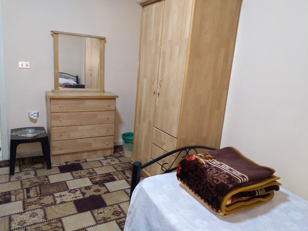 Basic Triple Room, 3 Twin Beds photo 1