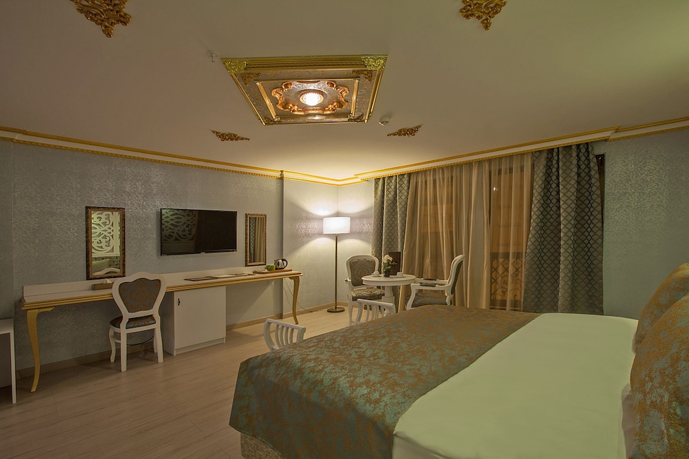 Deluxe Double or Twin Room photo 3