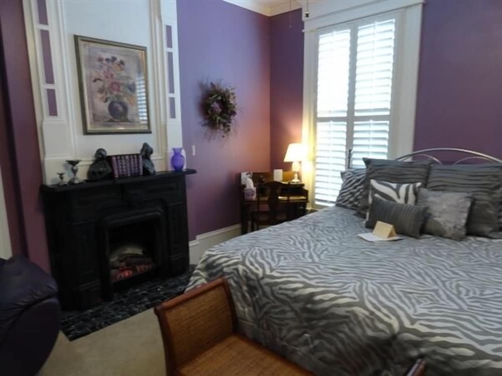 Luxury Suite, 1 King Bed, Fireplace photo 3